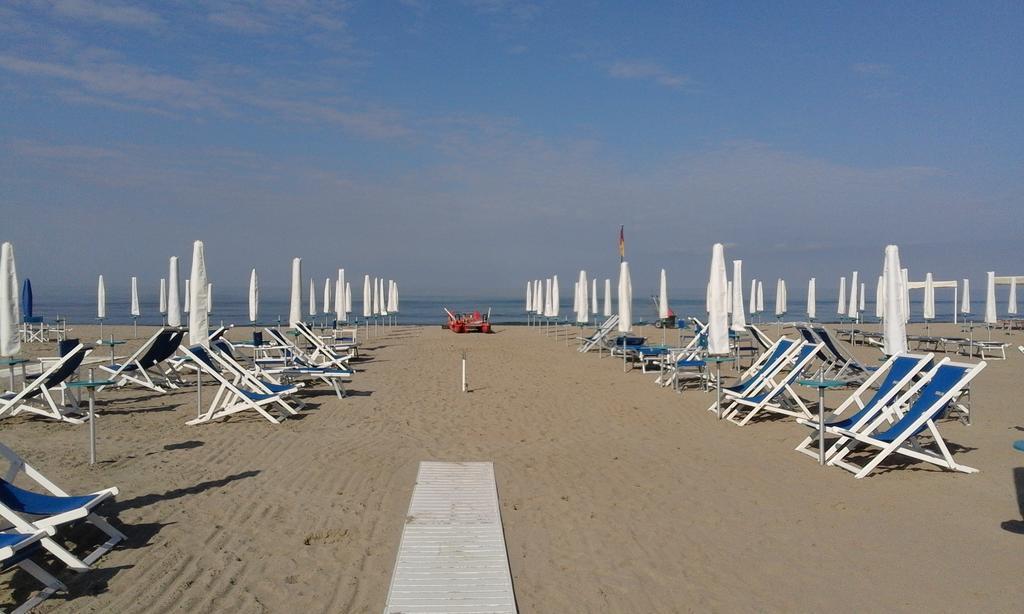 Hotel La Viareggina Viareggio Exterior foto